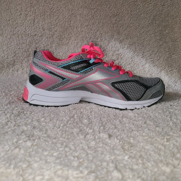 Reebok Quickchase Athletic Running Shoes - Picture 9 of 9